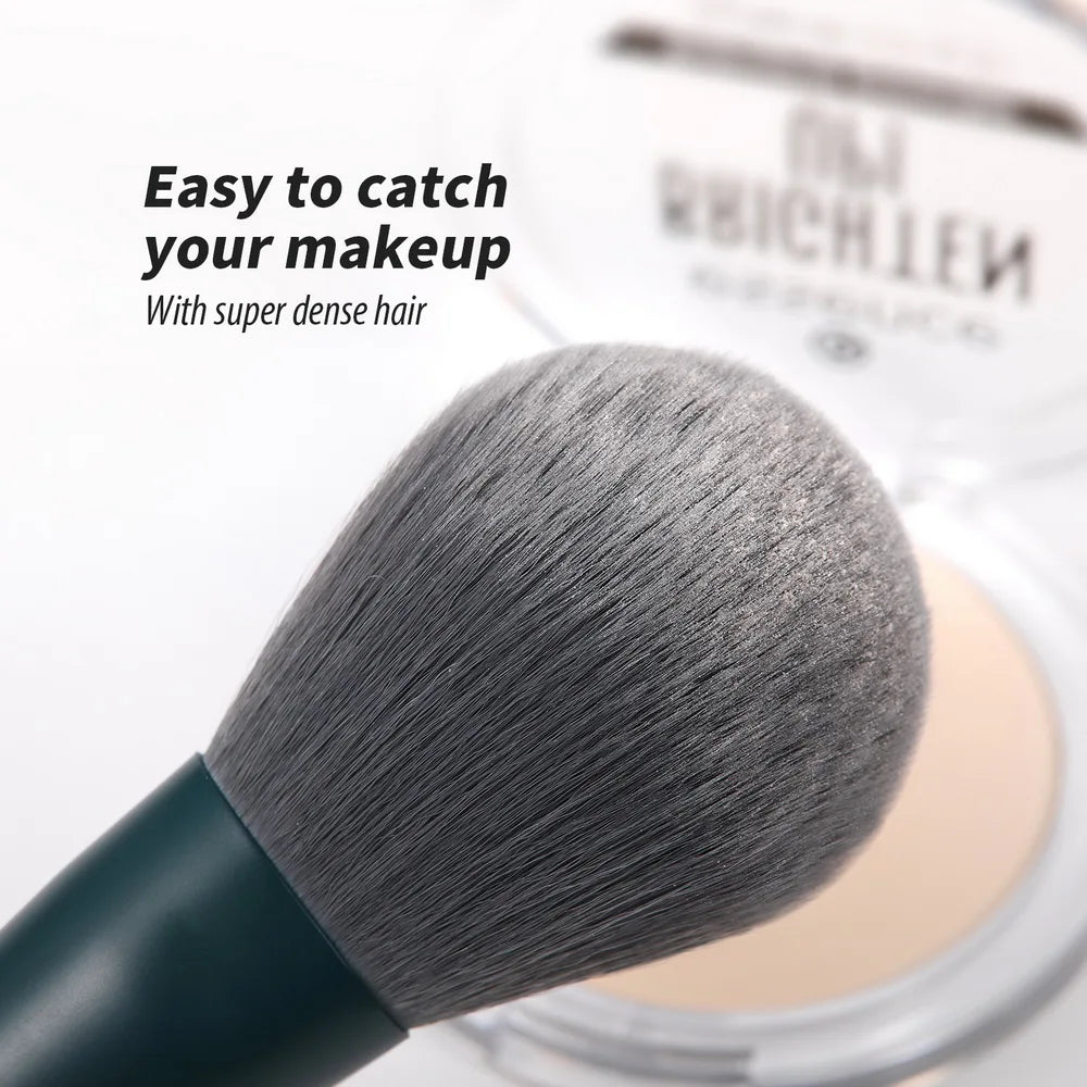 DUcare Professional Makeup Brushes kits Synthetic Hair 17Pcs with Sponge & cleaning tools Pad for Cosmetics Foundation Eyeshadow
