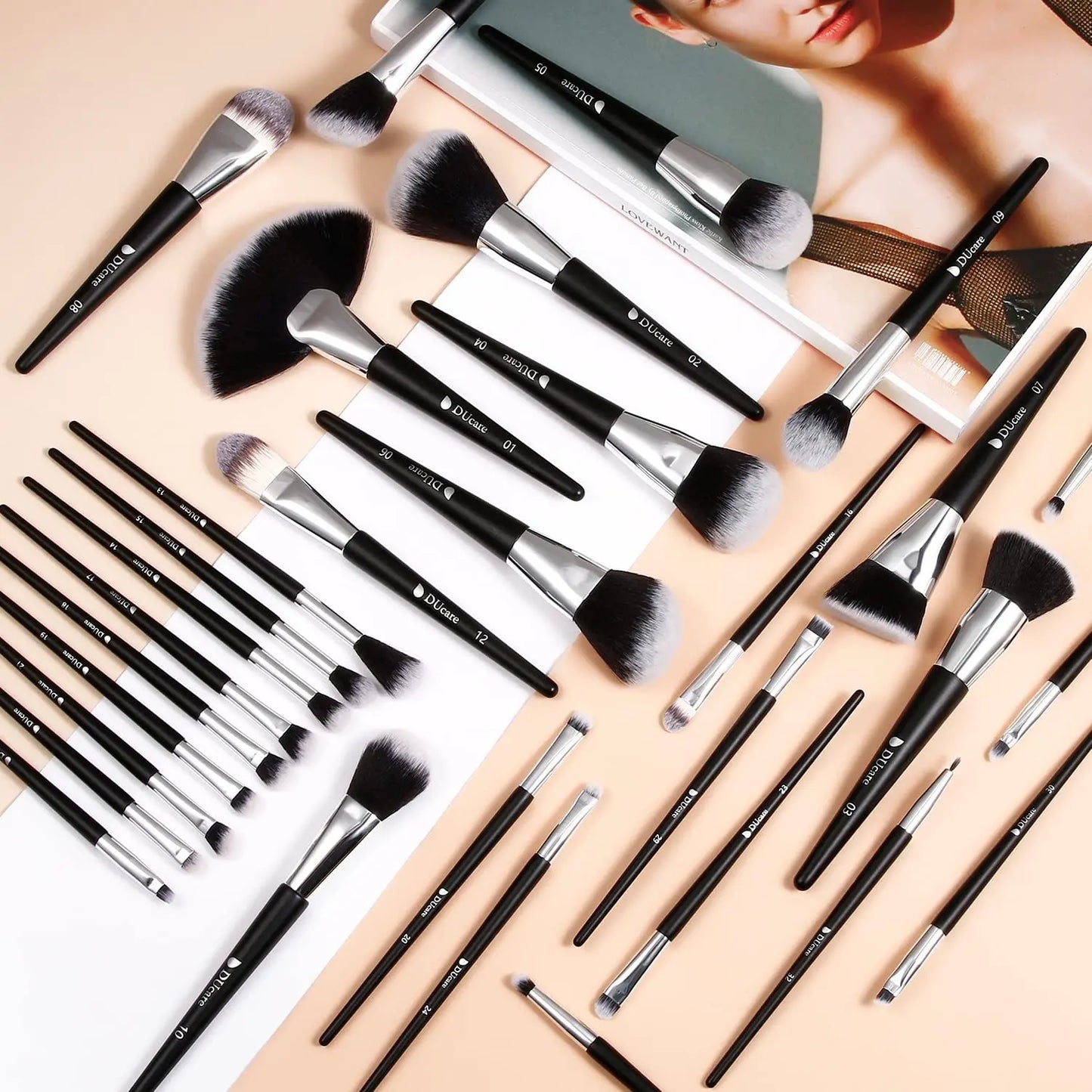 DUcare Black makeup brush Professional Makeup Eyeshadow Foundation Powder Soft Synthetic Hair Makeup Brushes brochas maquillaje