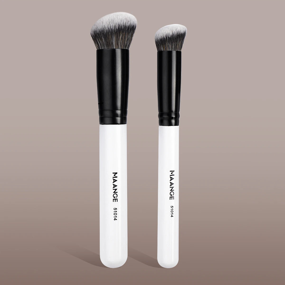 MAANGE Foundation Concealer Makeup Brushes Angled Brush Flat Top Brush Triangle Brush for Liquid Cream Blending Cosme