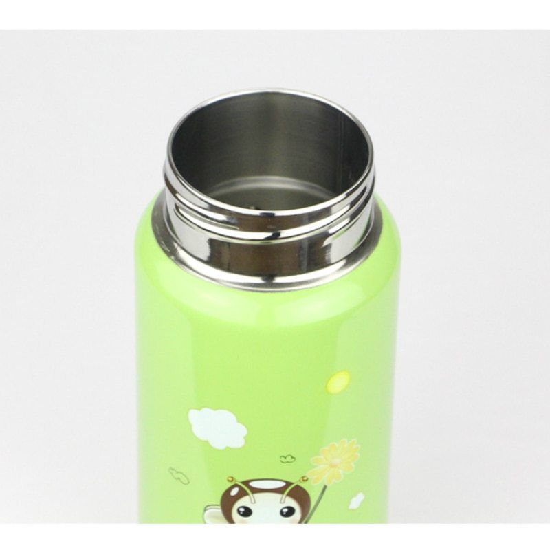 Baby feeding bottle