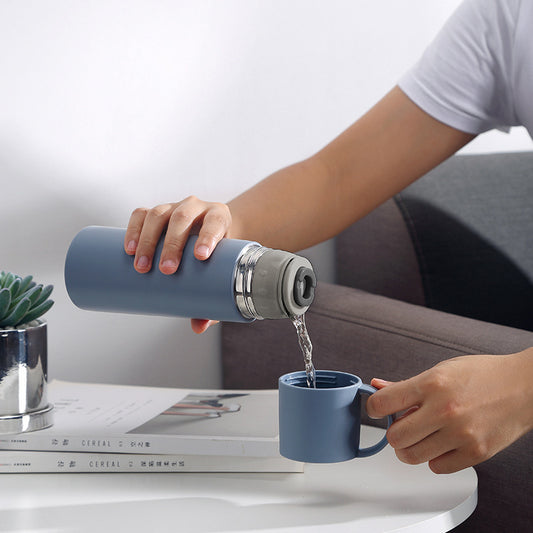 Cute and simple insulated water cup
