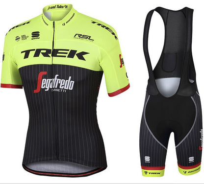 Short sleeve cycling suit