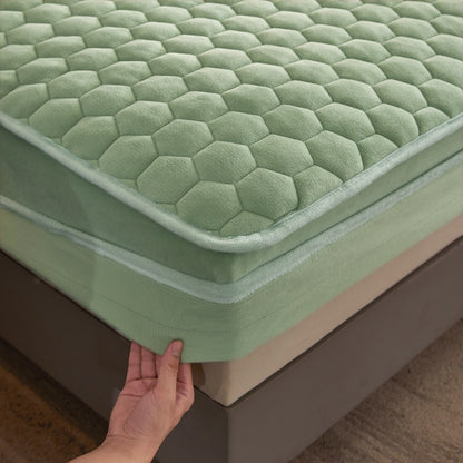 Quilted Fitted  bed Sheet