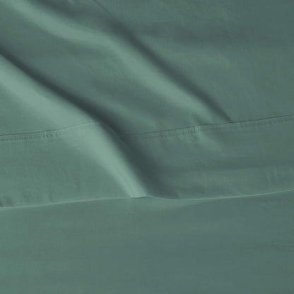 Lightweight Super Soft, Breathable Easy Care Microfiber 4-Piece Bed Sheet Set with 14-Inch Deep Pockets, Queen, Emerald Green, Solid
