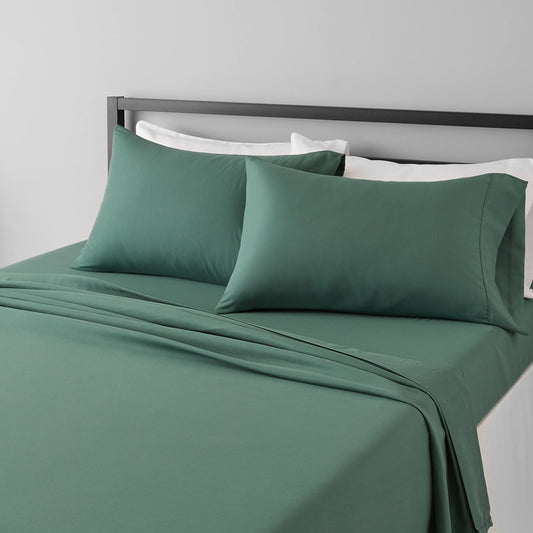 Lightweight Super Soft, Breathable Easy Care Microfiber 4-Piece Bed Sheet Set with 14-Inch Deep Pockets, Queen, Emerald Green, Solid