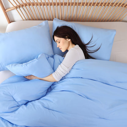 ROSGONIA Queen Comforter Set Light Blue, 3pcs Bedding Comforter Sets (1 Comforter & 2 Pillowcases) All Season Soft Lightweight Bedspread Blanket Quilt