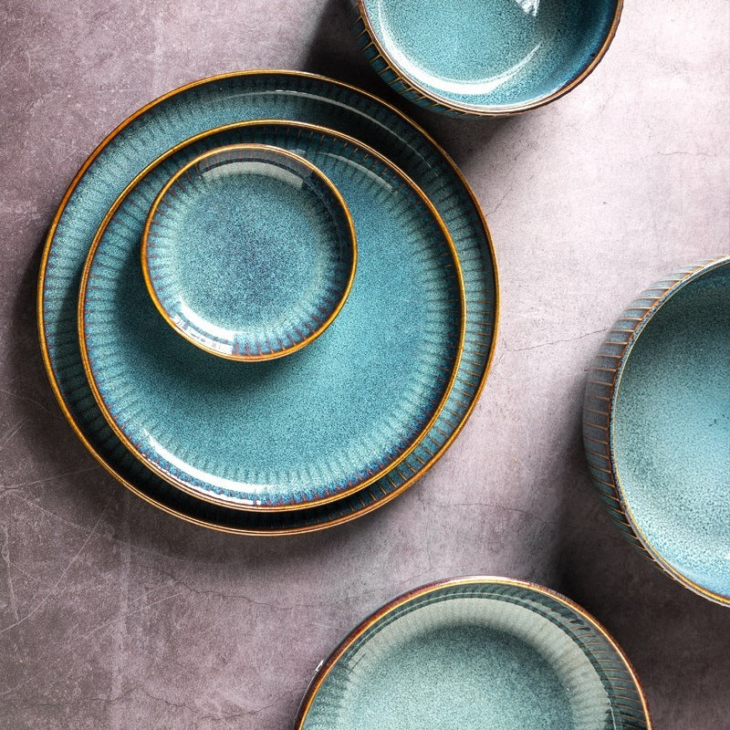 Dinnerware Set