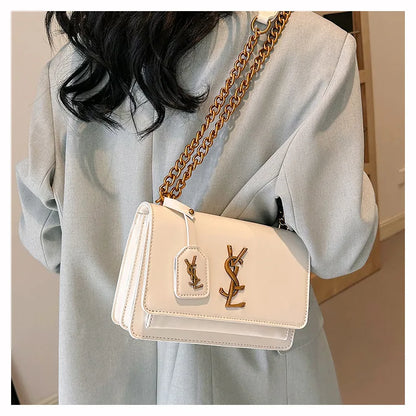 2025 Best Selling Luxury Women's Chain Crossbody Bag - Spacious Square Shoulder Bag With Phone Compartment For Commuters