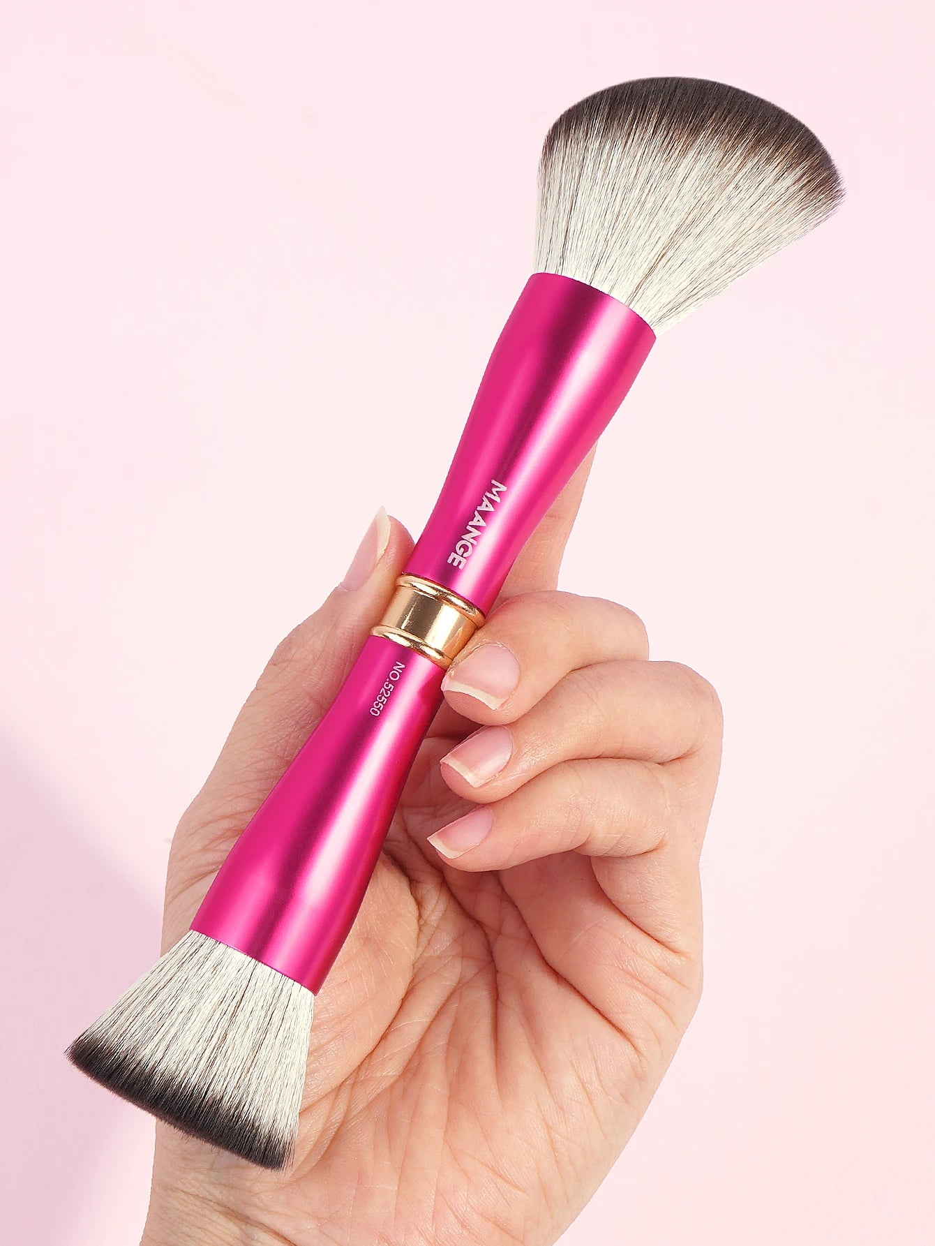 MAANGE Dual-ended Makeup Brush Flat Top Foundation Brush Angled Brush for Contour Mineral Powder Blush