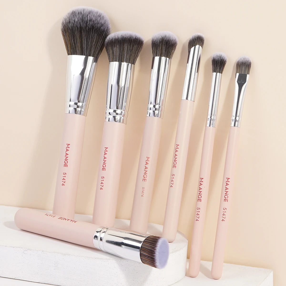 MAANGE 7PCS Makeup Brush Set Foundation Concealer Eyeshadow Makeup Brush for Liquid Cream Soft Fluffy Cosmetic Makeup Tools